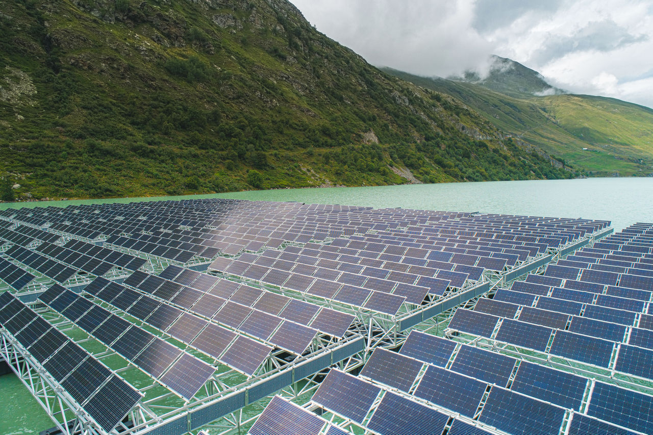 Floating PV in the Swiss Alps